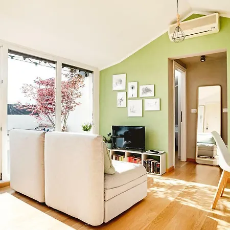 Modern Japanese Flat With Terrace Апартаменты
