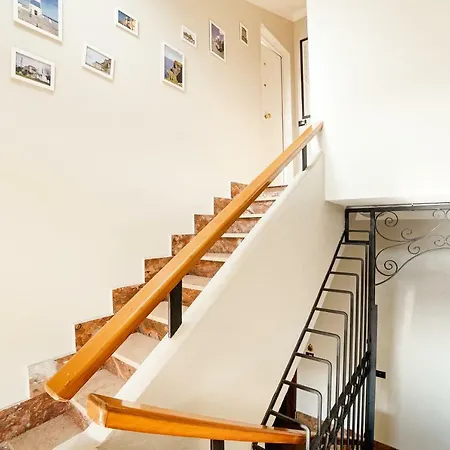 Modern Japanese Flat With Terrace Daire *