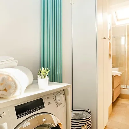 Modern Japanese Flat With Terrace Bologna