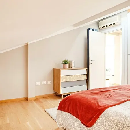 Modern Japanese Flat With Terrace